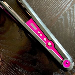 Dyson Corrale Flat Iron